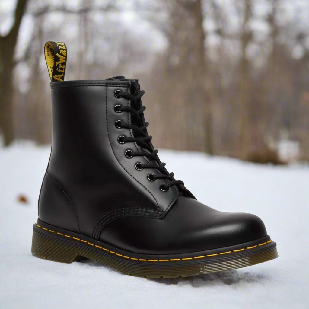 Taylor - Elegant lace-up boots