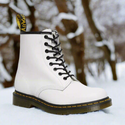 Taylor - Elegant lace-up boots
